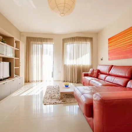 Apartment In Qawra